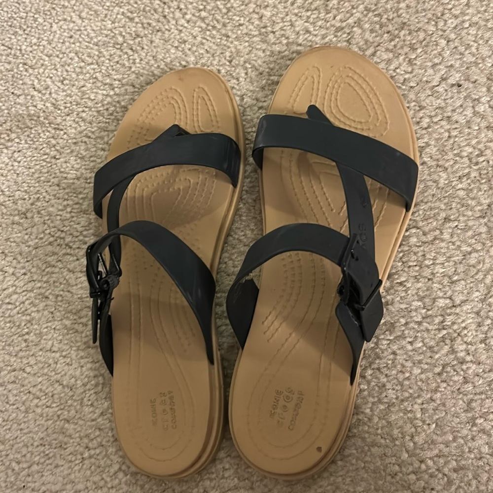 Croc sandals size 9